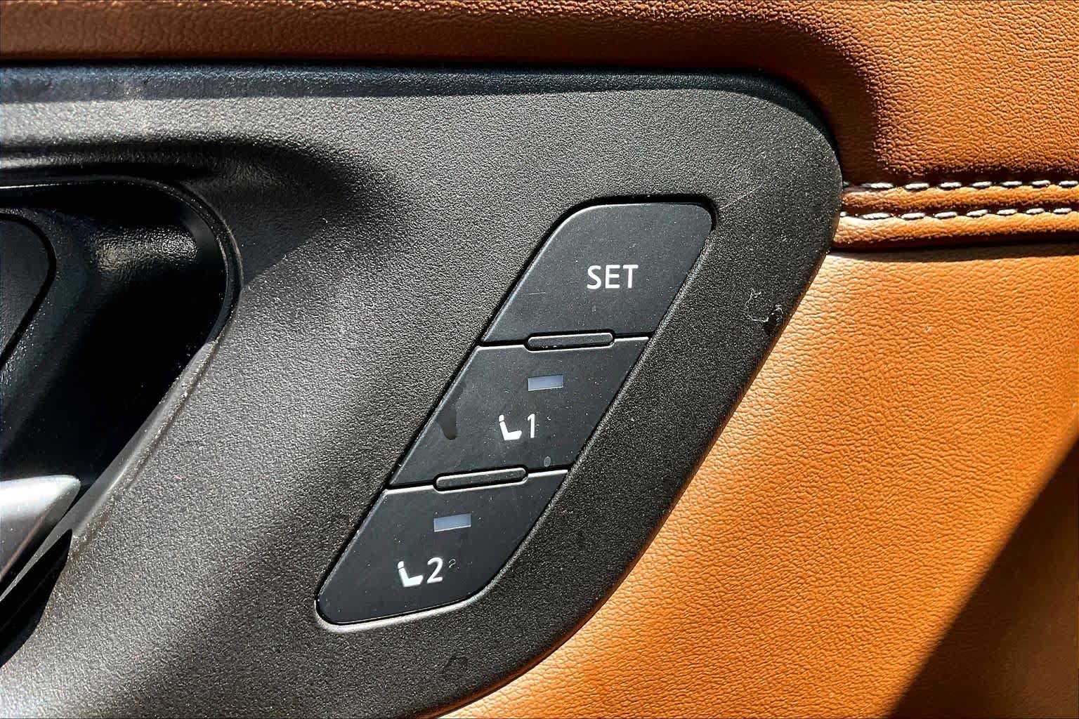 Used 2026 Nissan Rogue SV FWD image 33