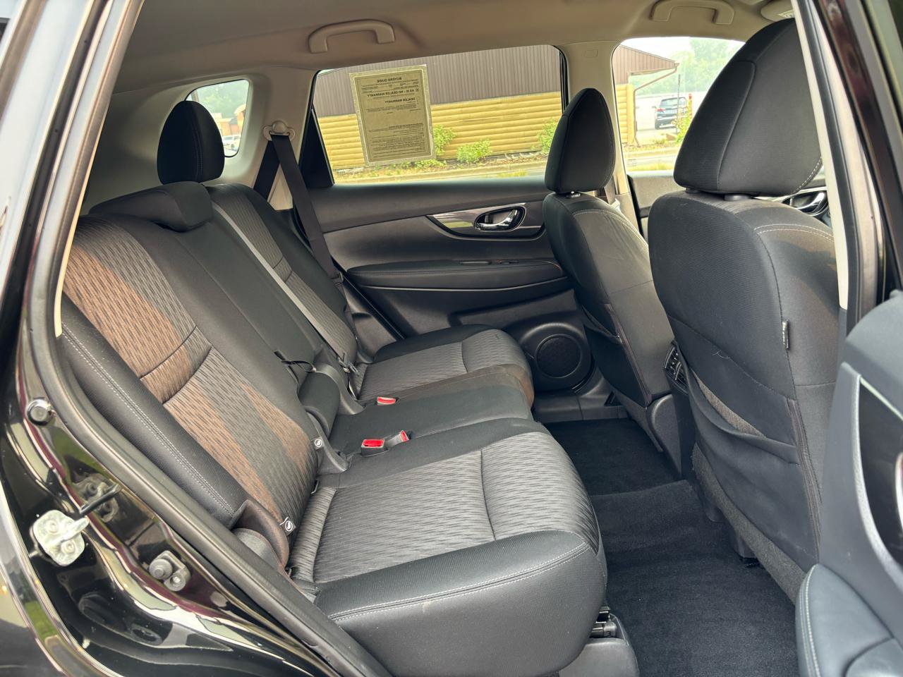 Used 2019 Nissan Rogue SV AWD/4WD image 36