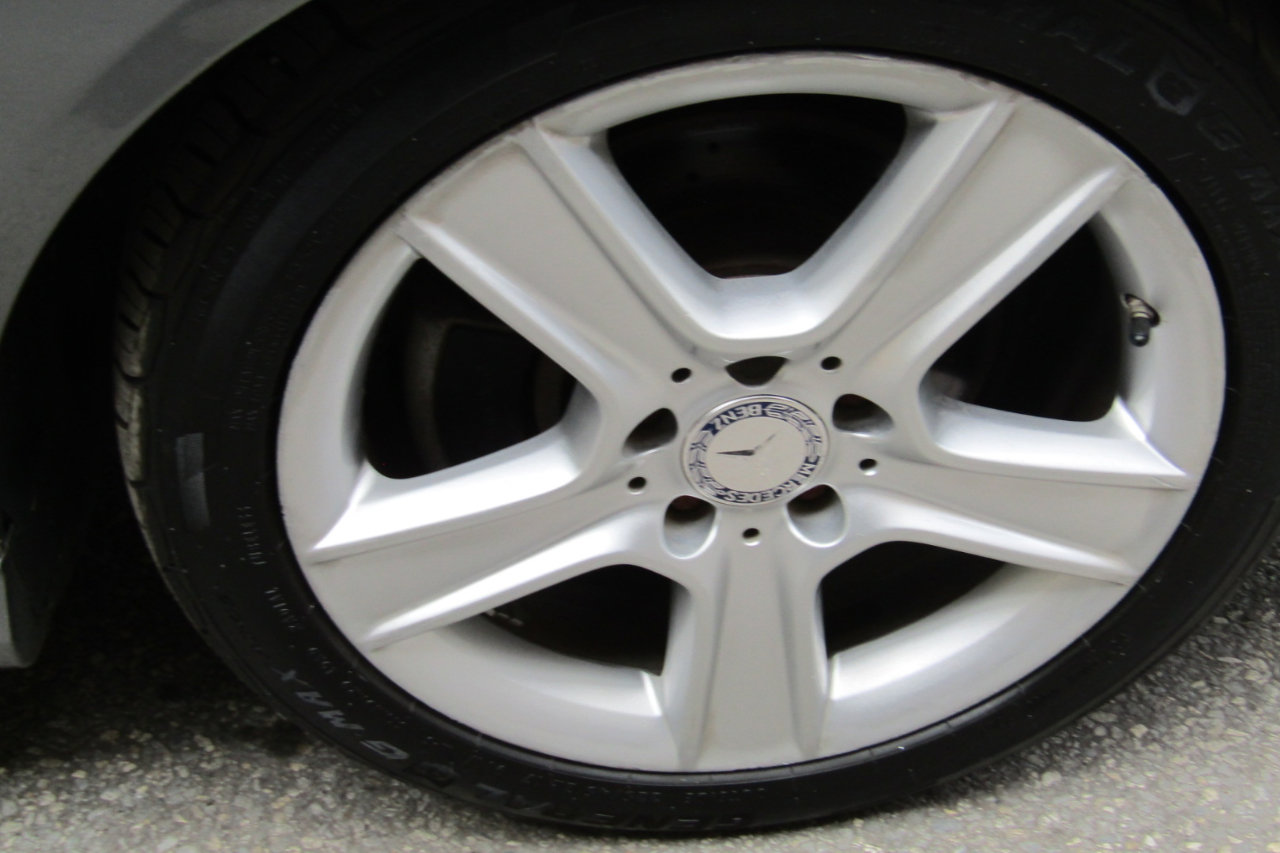 Used 2011 Mercedes-Benz C 300 4dr Sdn C 300 Sport 4MATIC image 37