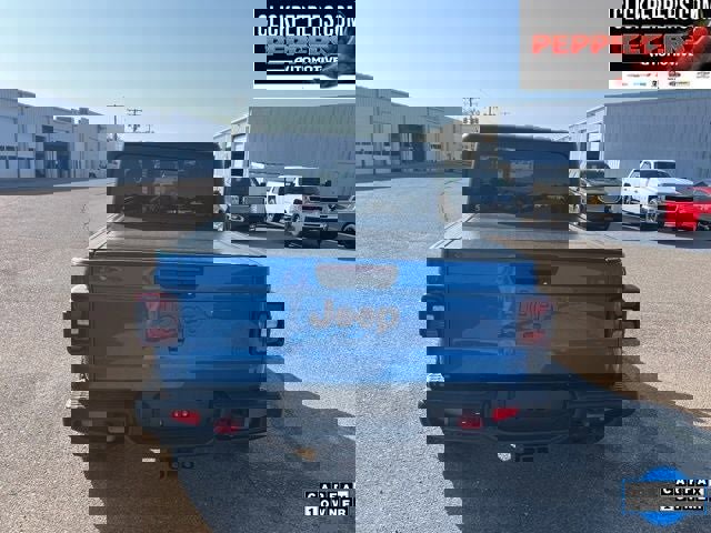 Used 2021 Jeep Gladiator Rubicon image 5