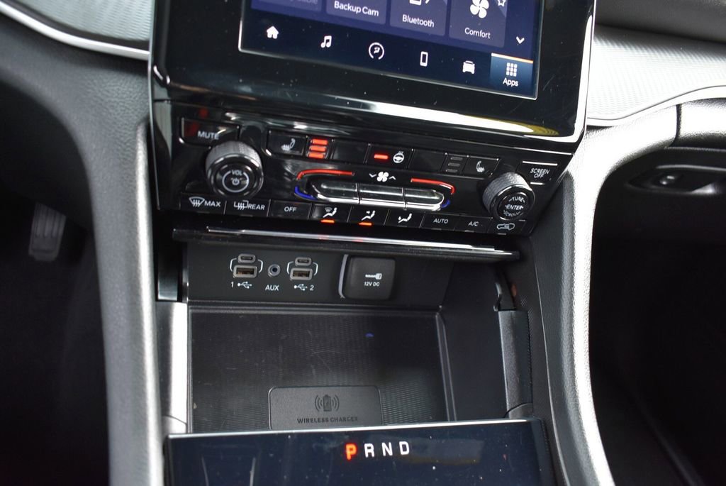 Used 2024 Jeep Grand Cherokee L Altitude image 18