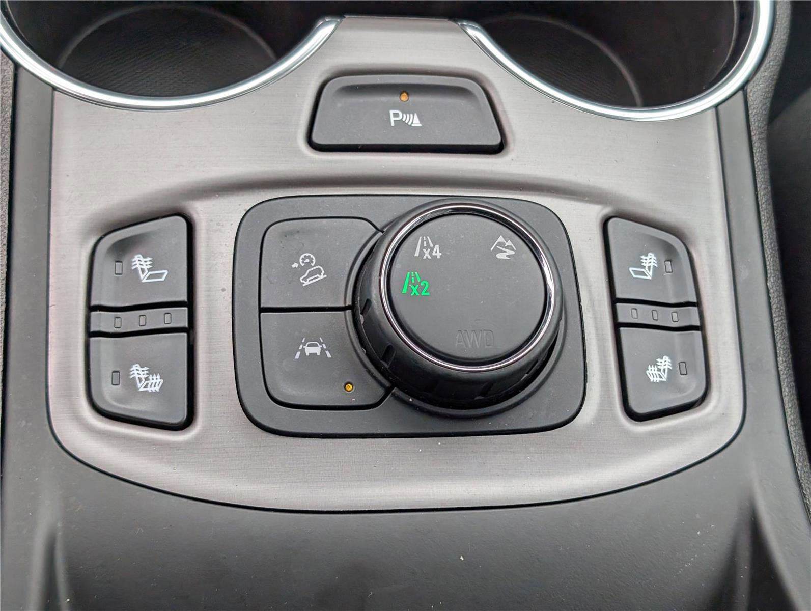 Used 2022 GMC Terrain AT4 w/ Infotainment Package II image 27