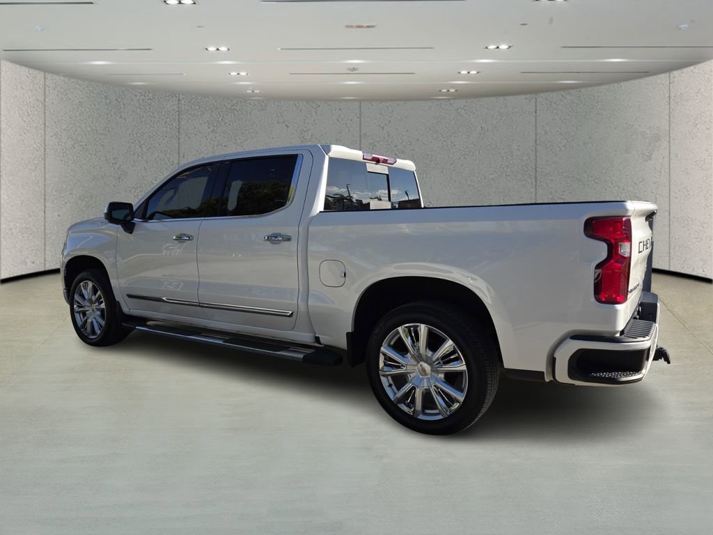 Used 2022 Chevrolet Silverado 1500 High Country w/ High Country Premium Package image 5