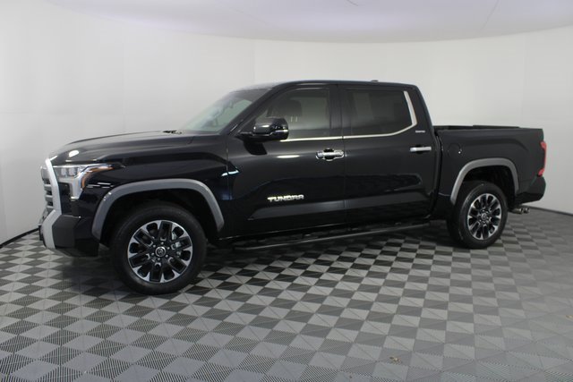 Used 2024 Toyota Tundra Limited image 2