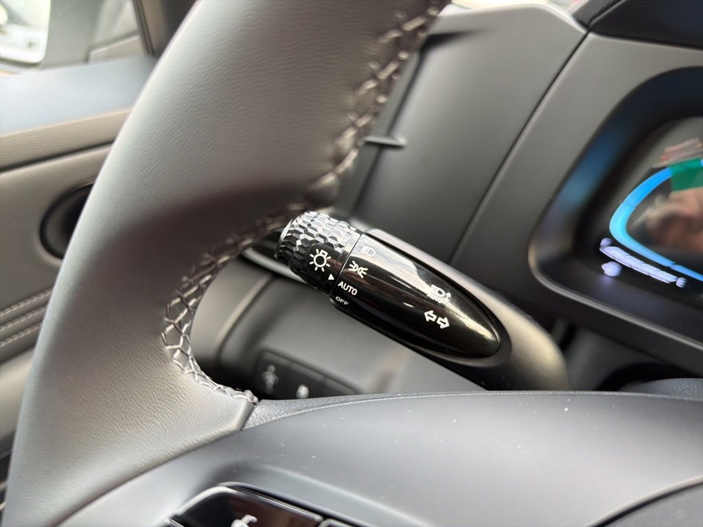 New 2026 Hyundai Elantra Sport image 30