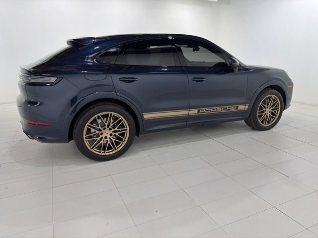 Used 2024 Porsche Cayenne Coupe AWD/4WD image 6
