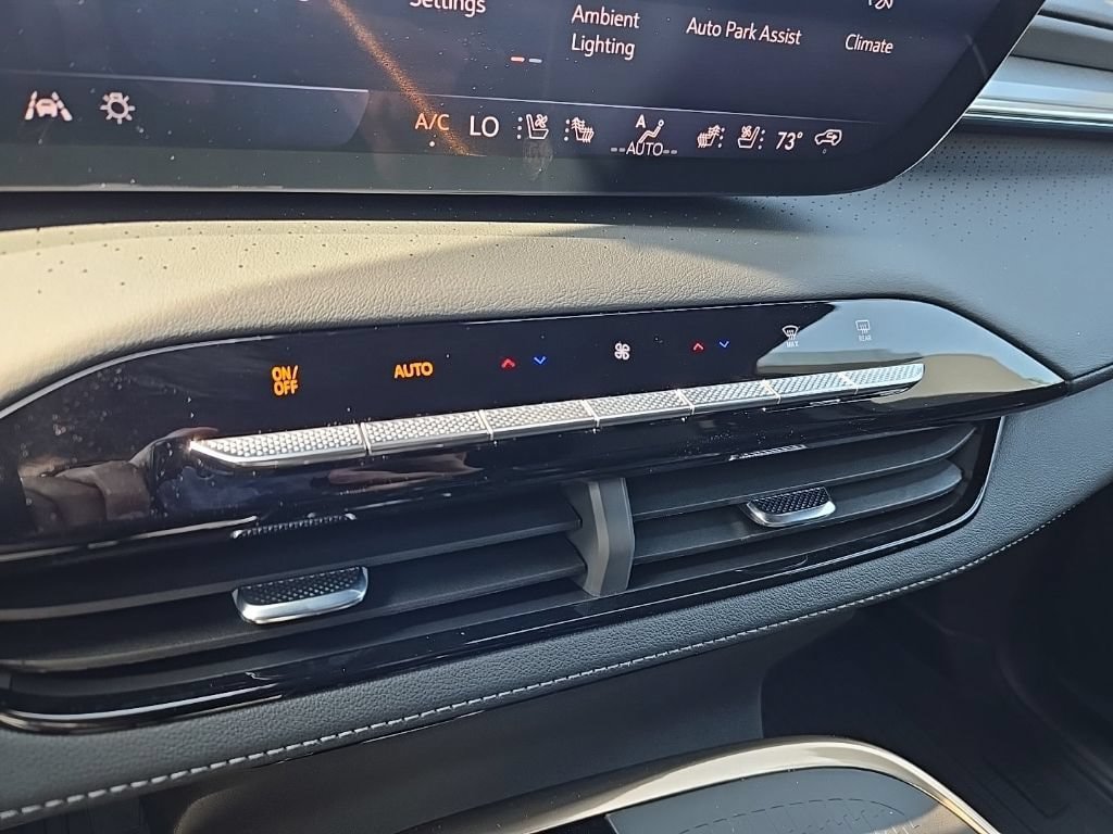 New 2026 Buick Enclave Avenir w/ Super Cruise Package AWD/4WD image 40