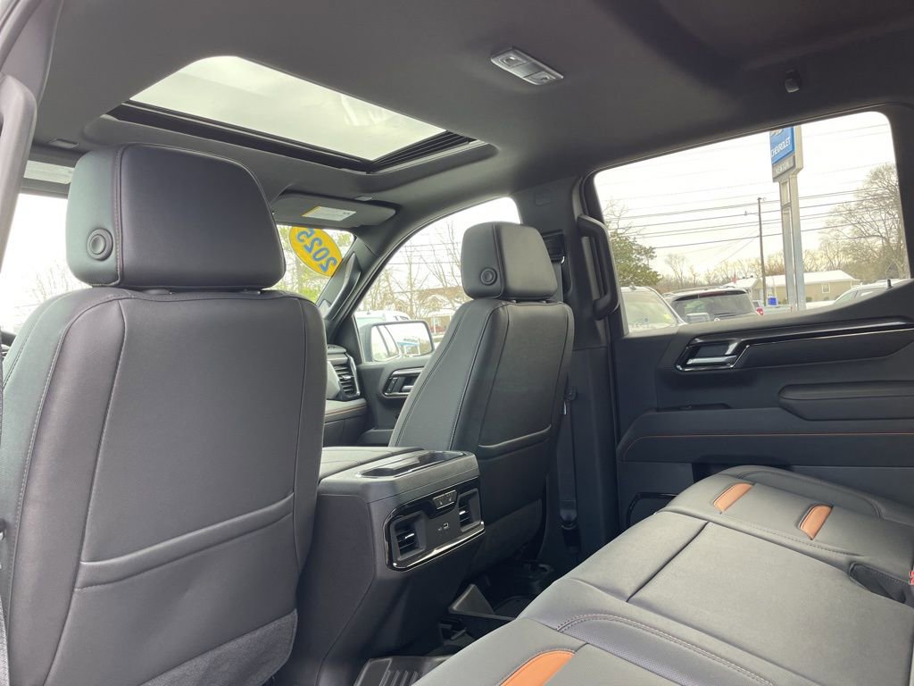Used 2025 GMC Sierra 1500 AT4 w/ AT4 Premium Package image 46