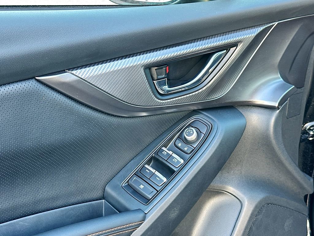 Used 2023 Subaru Crosstrek 2.5i Limited w/ Moonroof Package image 17