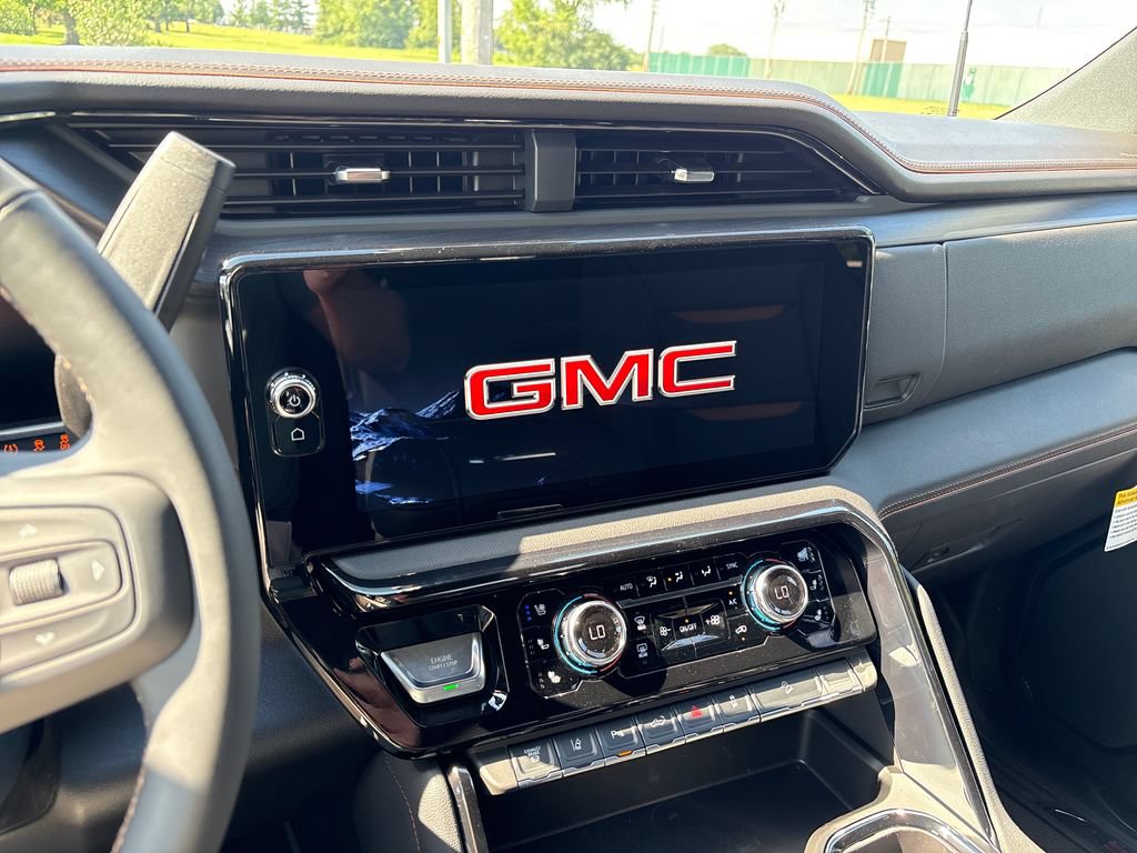 New 2026 GMC Sierra 2500 AT4 w/ AT4 Premium Plus Package AWD/4WD image 23