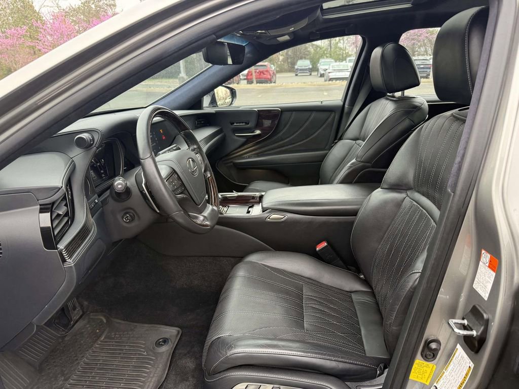 Used 2020 Lexus LS 500 AWD w/ Interior Upgrade Package image 13