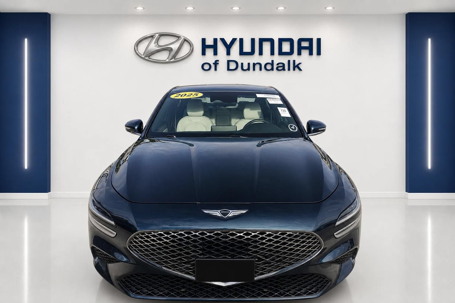 Used 2025 Genesis G70 2.5T AWD/4WD image 5
