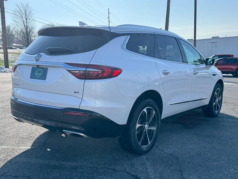 Used 2021 Buick Enclave Essence w/ Sport Touring Edition image 5