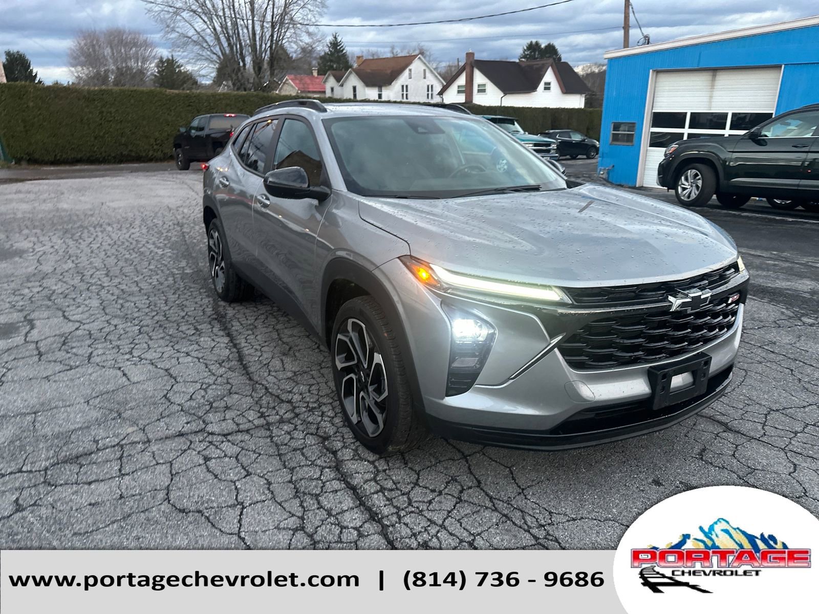 Used 2024 Chevrolet Trax RS w/ Sunroof Package image 8
