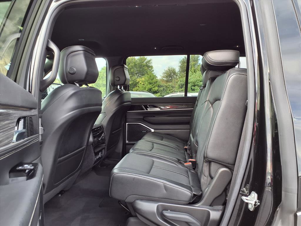 Used 2022 Jeep Wagoneer Series II image 26