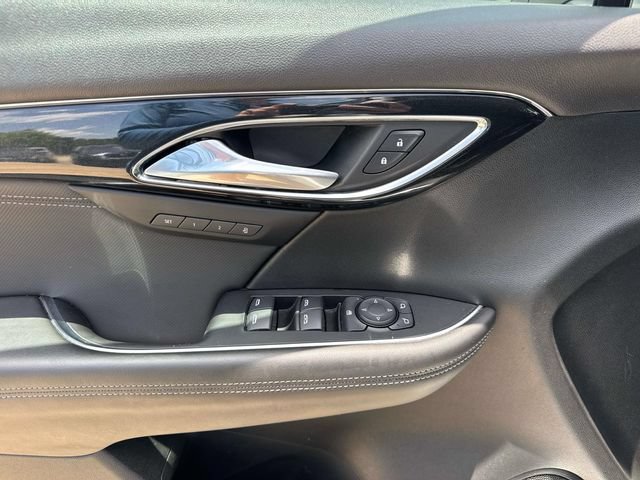 Used 2025 Buick Envision Preferred AWD/4WD image 26