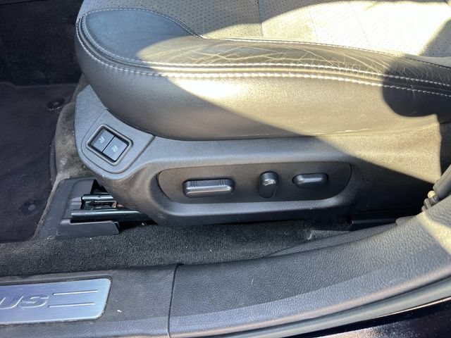 Used 2016 Ford Taurus SHO AWD/4WD image 18