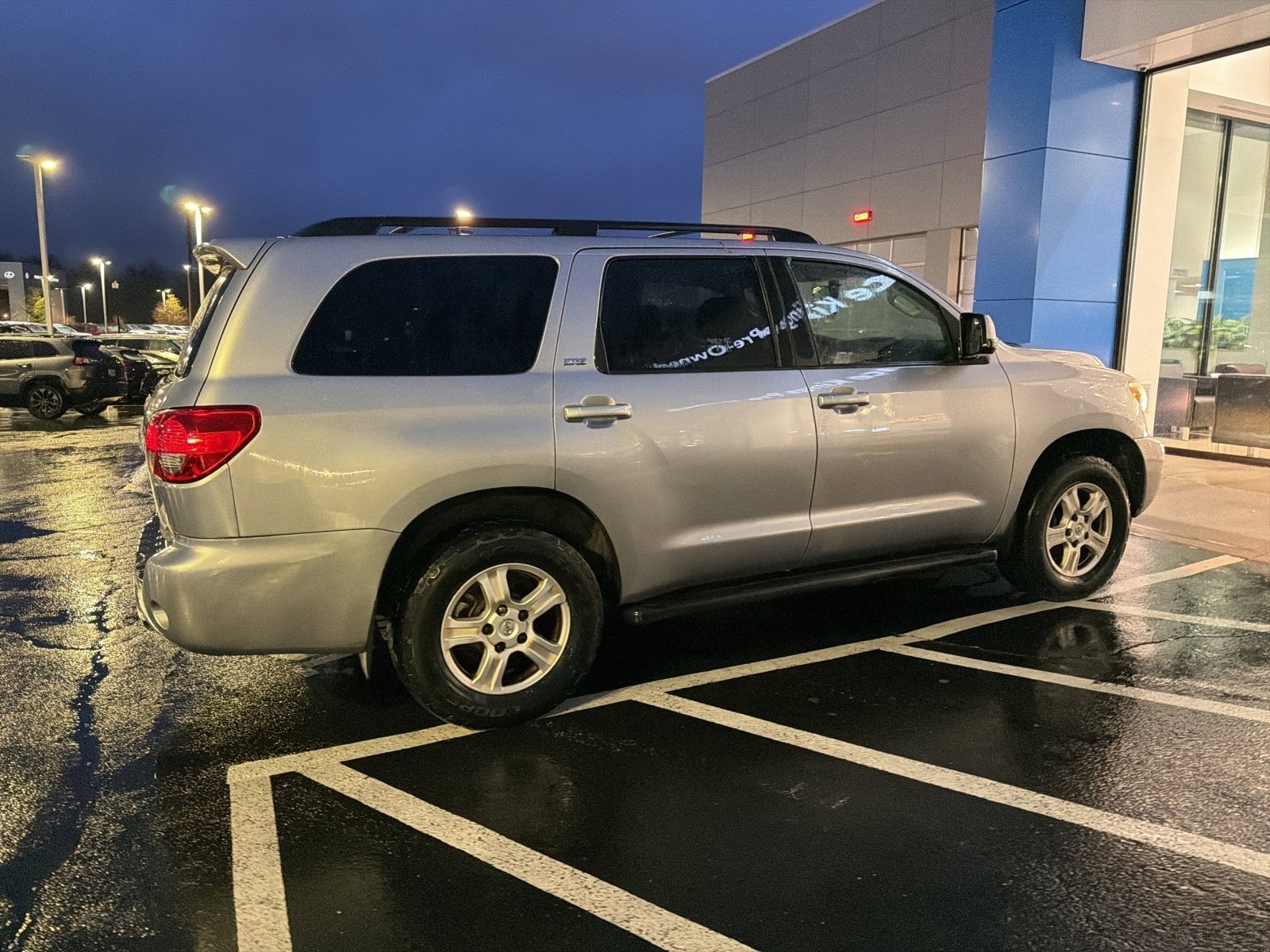 Used 2013 Toyota Sequoia SR5 image 12