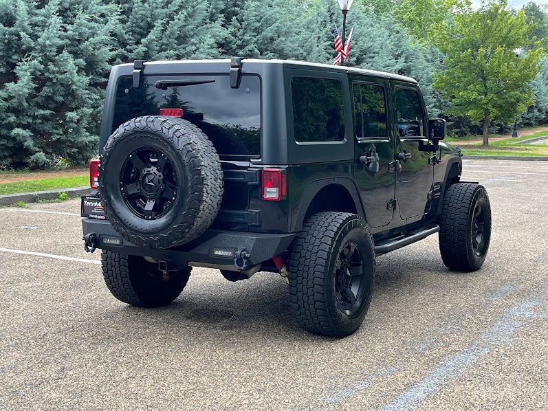 Used 2018 Jeep Wrangler Unlimited Sport S AWD/4WD image 15