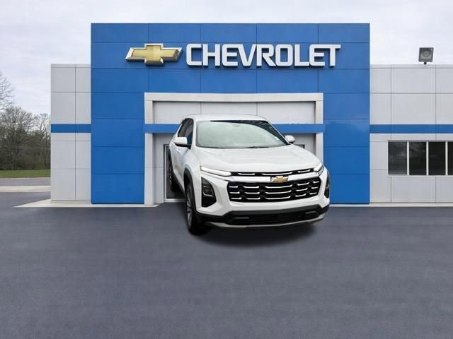 Used 2026 Chevrolet Equinox LT AWD/4WD image 3