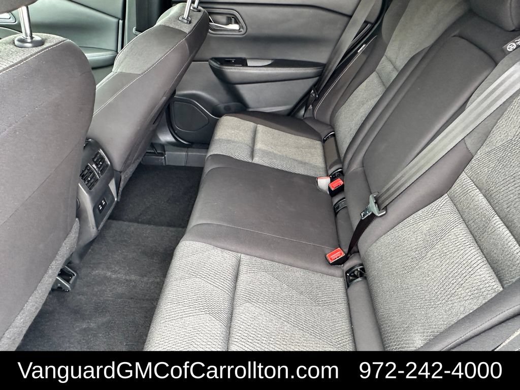 Used 2024 Nissan Rogue SV AWD/4WD image 24