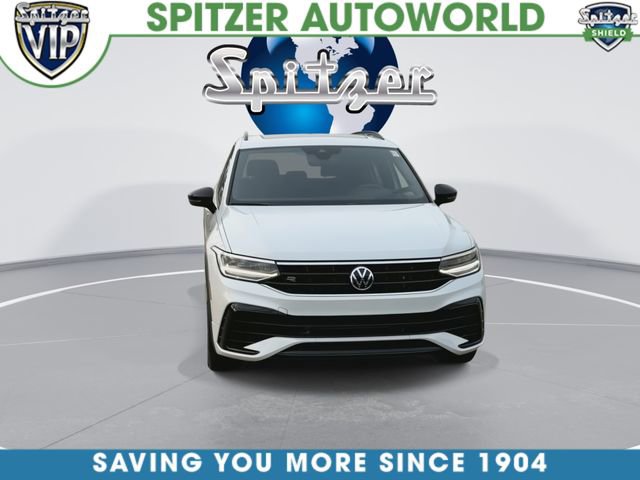Used 2023 Volkswagen Tiguan SE R-Line image 4