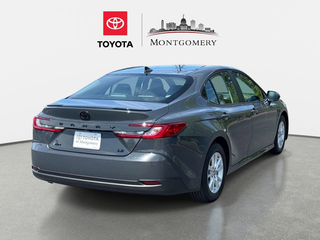 Used 2025 Toyota Camry LE w/ Convenience Package image 3