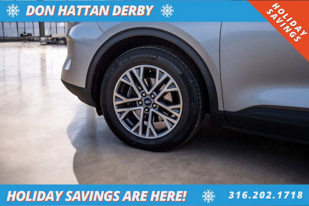 Used 2022 Ford Escape SEL image 35