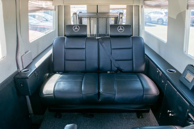 Used 2010 Mercedes-Benz Sprinter 2500 image 33
