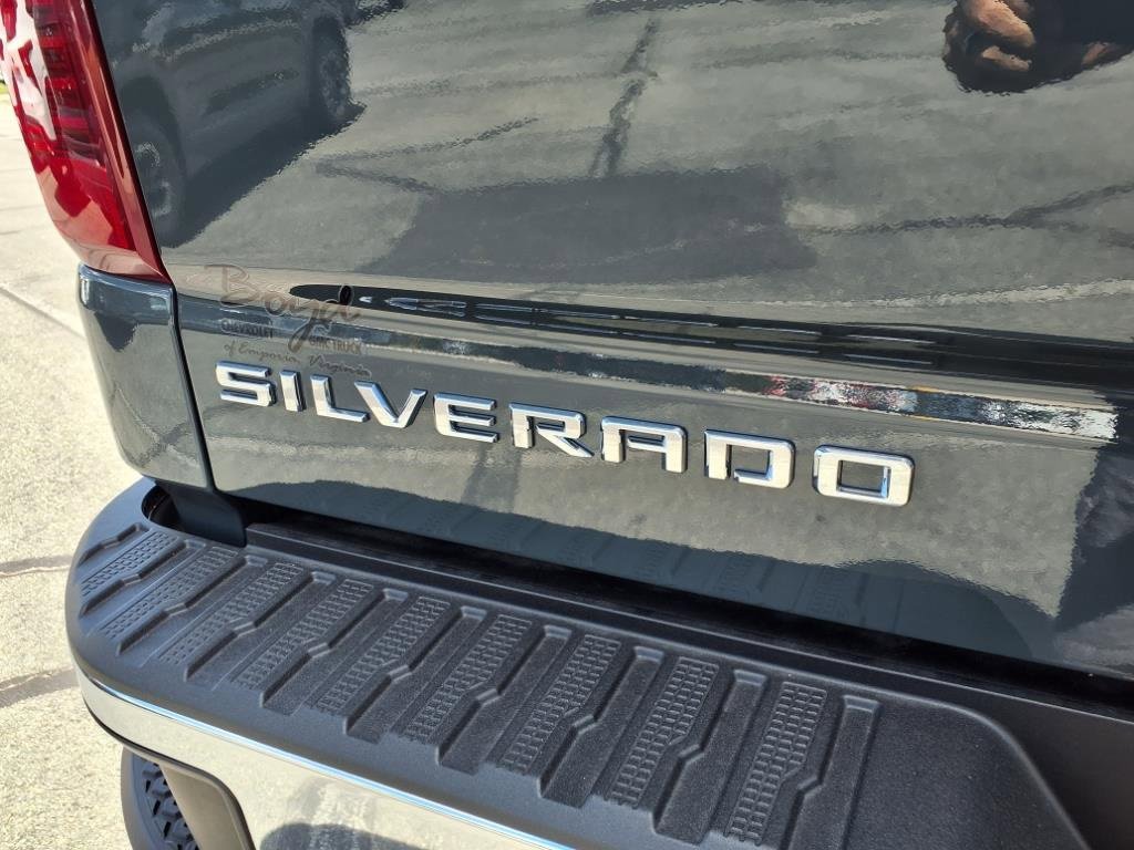 Used 2025 Chevrolet Silverado 1500 LT image 5