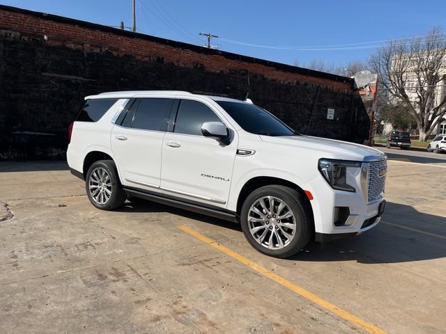 Certified 2022 GMC Yukon Denali w/ Denali Premium Package RWD image 8