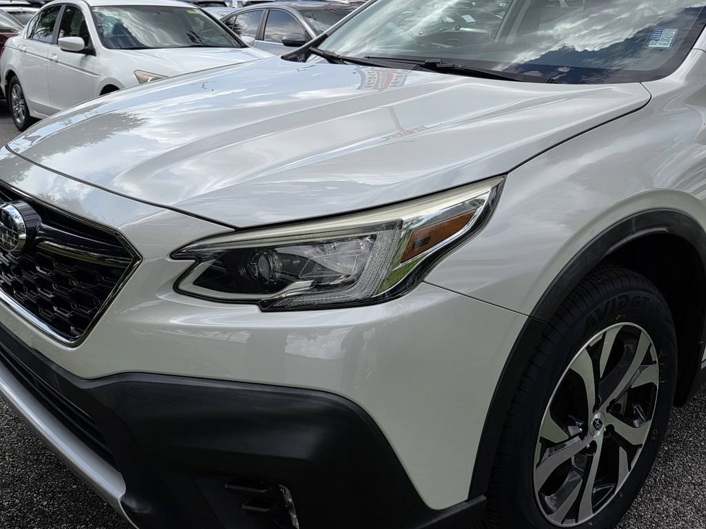 Used 2020 Subaru Outback Touring XT AWD/4WD image 6