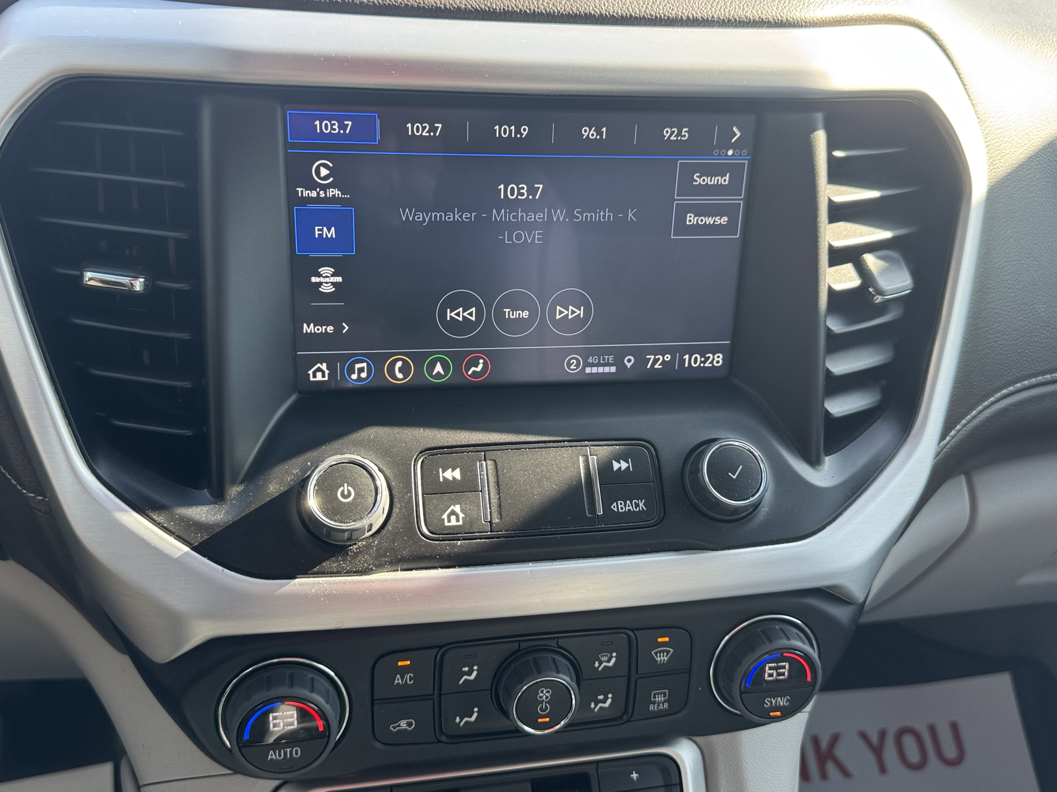 Used 2023 GMC Acadia SLT w/ Preferred Package FWD image 19