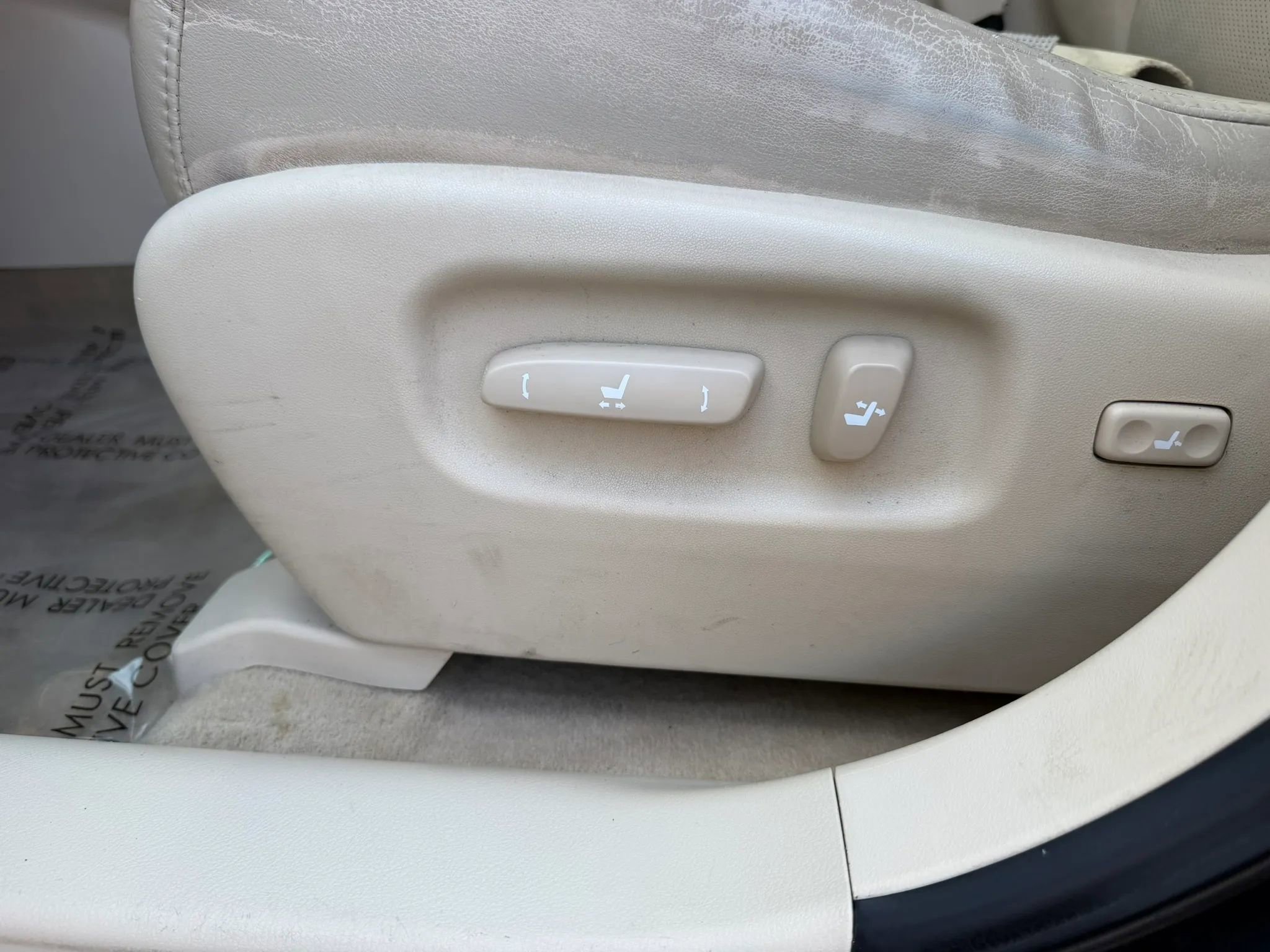 Used 2010 Lexus RX 450h AWD image 25