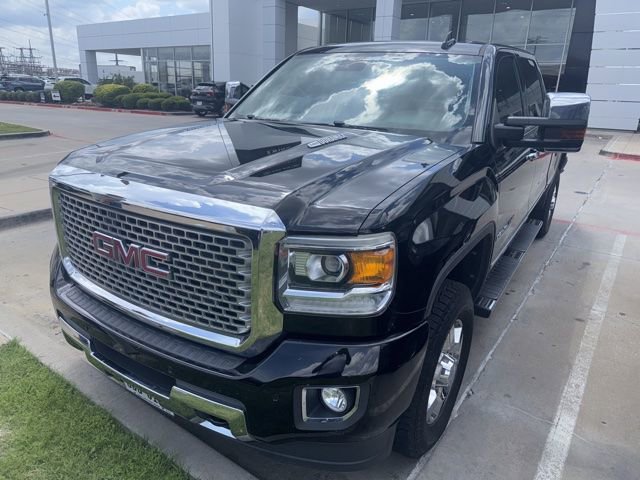 Used 2015 GMC Sierra 3500 Denali w/ Duramax Plus Package AWD/4WD image 2