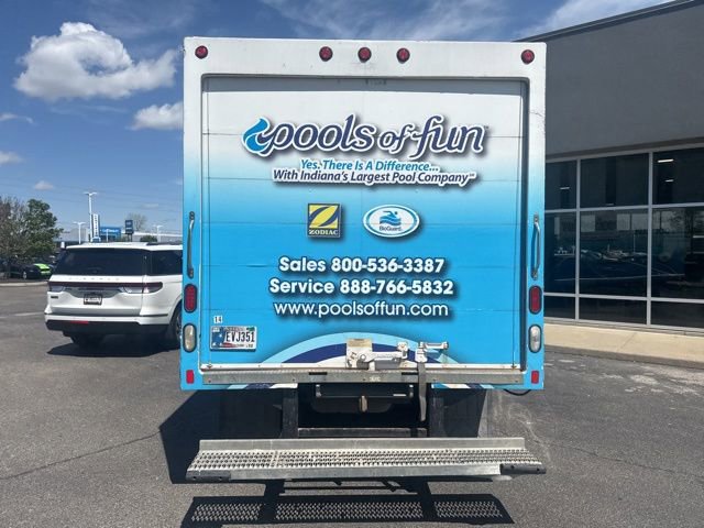 Used 2019 Ford E-350 and Econoline 350 Super Duty w/ Power Windows & Locks Group RWD image 9