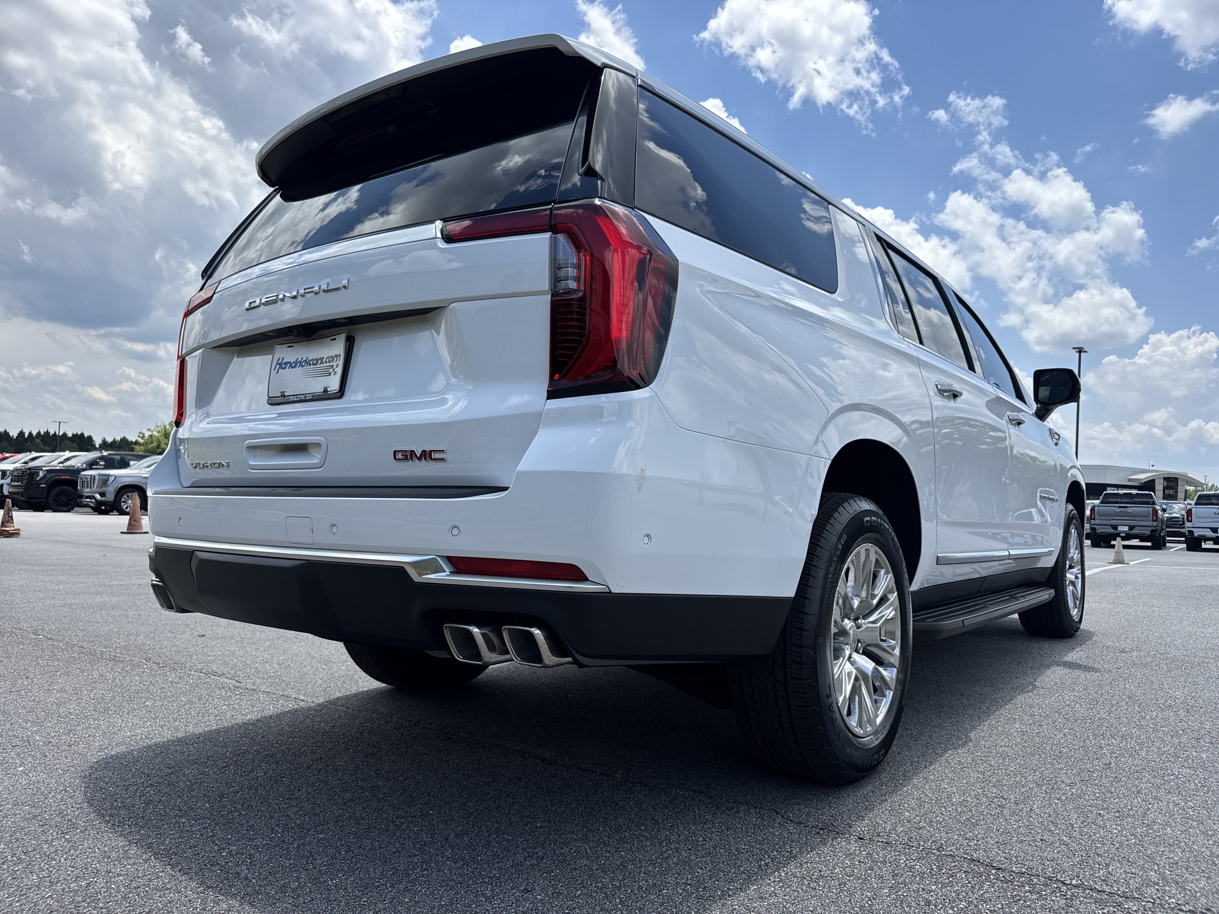 New 2026 GMC Yukon XL Denali AWD/4WD image 10