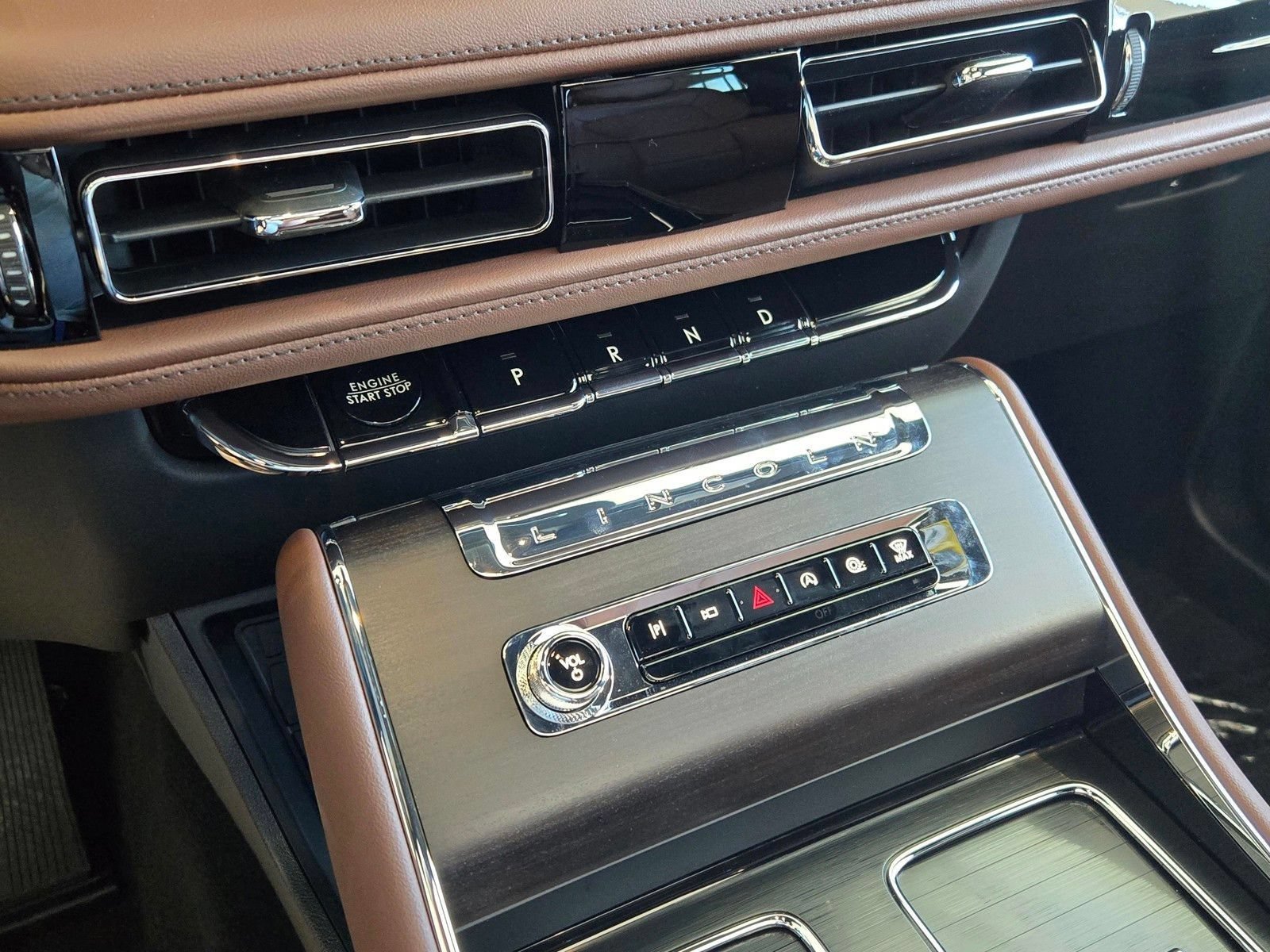 New 2026 Lincoln Aviator Reserve AWD/4WD image 8