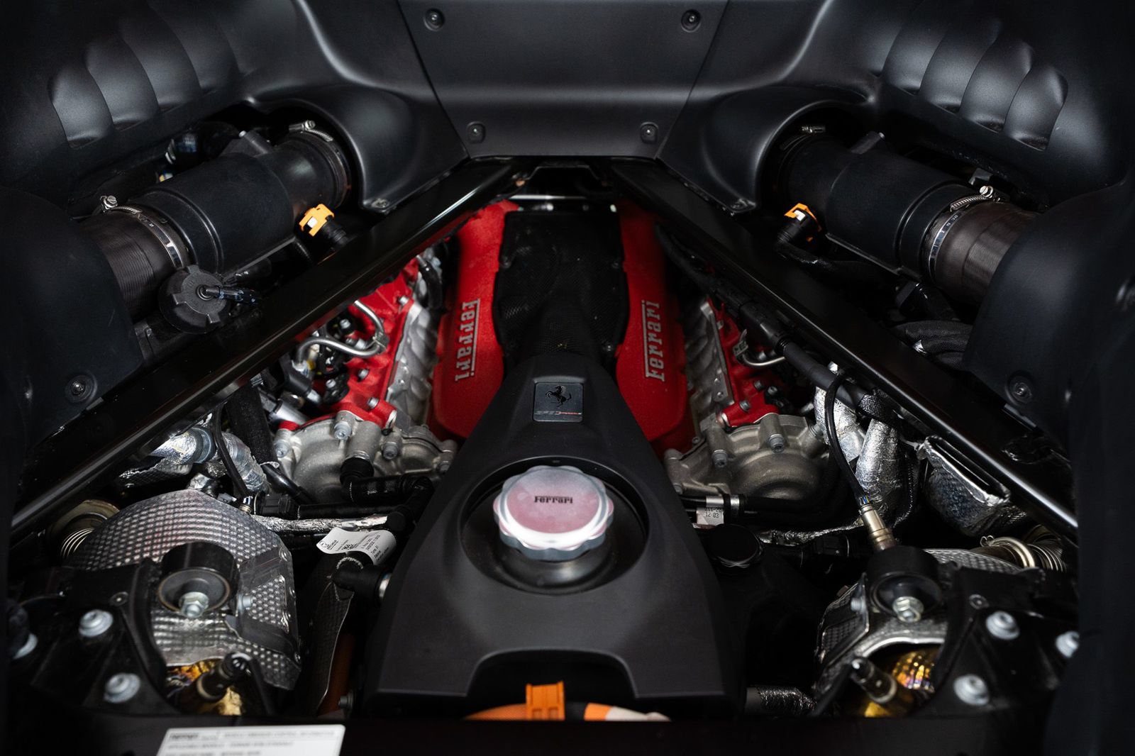 Used 2021 Ferrari SF90 Stradale AWD/4WD image 22