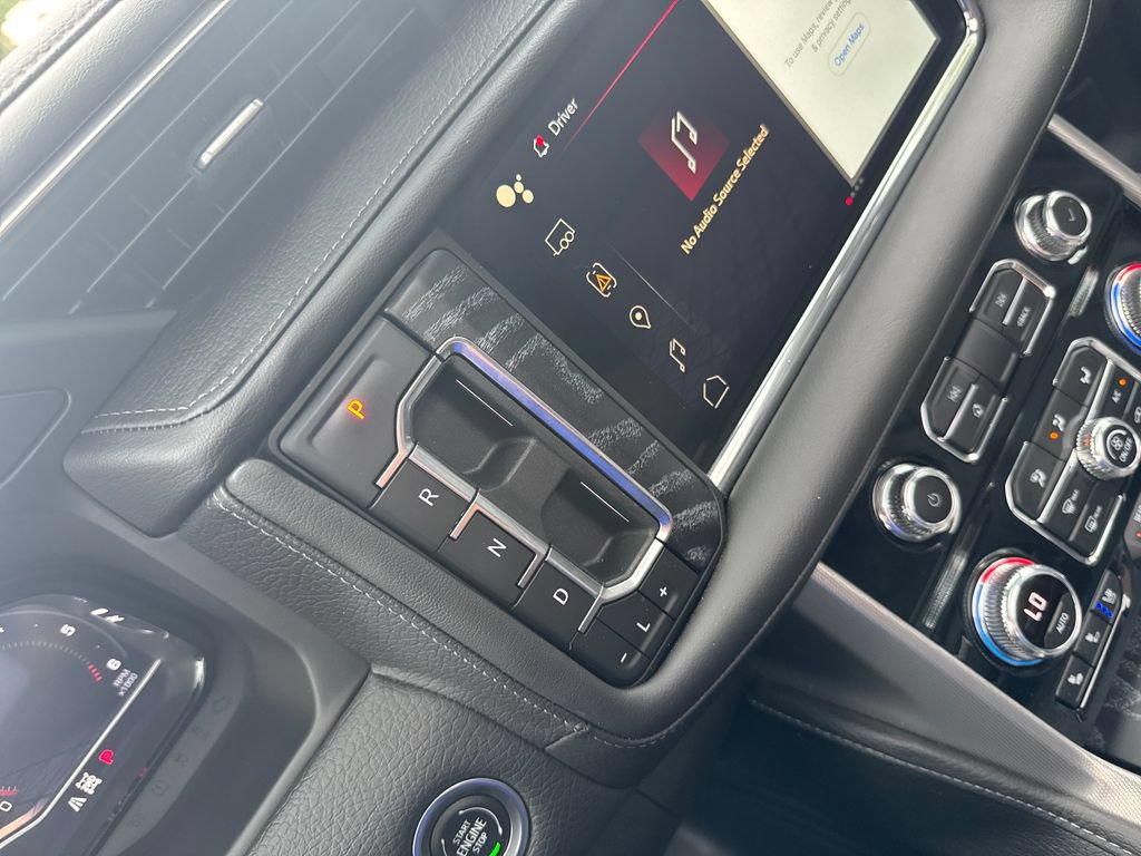 Used 2023 GMC Yukon Denali w/ Max Trailering Package AWD/4WD image 27