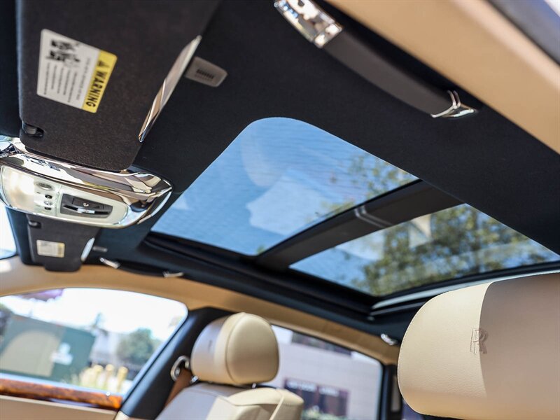 Used 2012 Rolls-Royce Ghost Extended Wheelbase RWD image 48