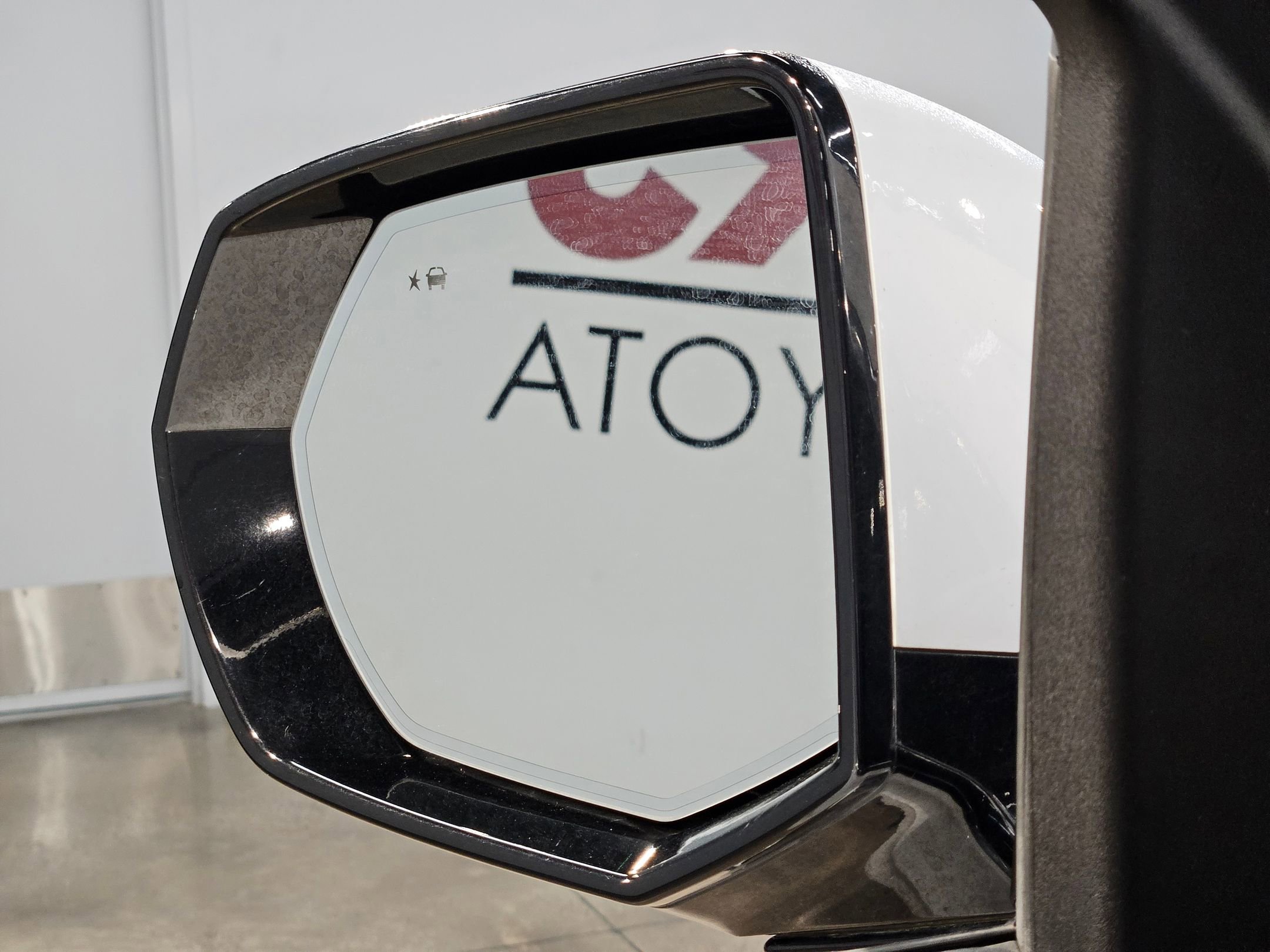 Used 2023 GMC Yukon Denali image 22