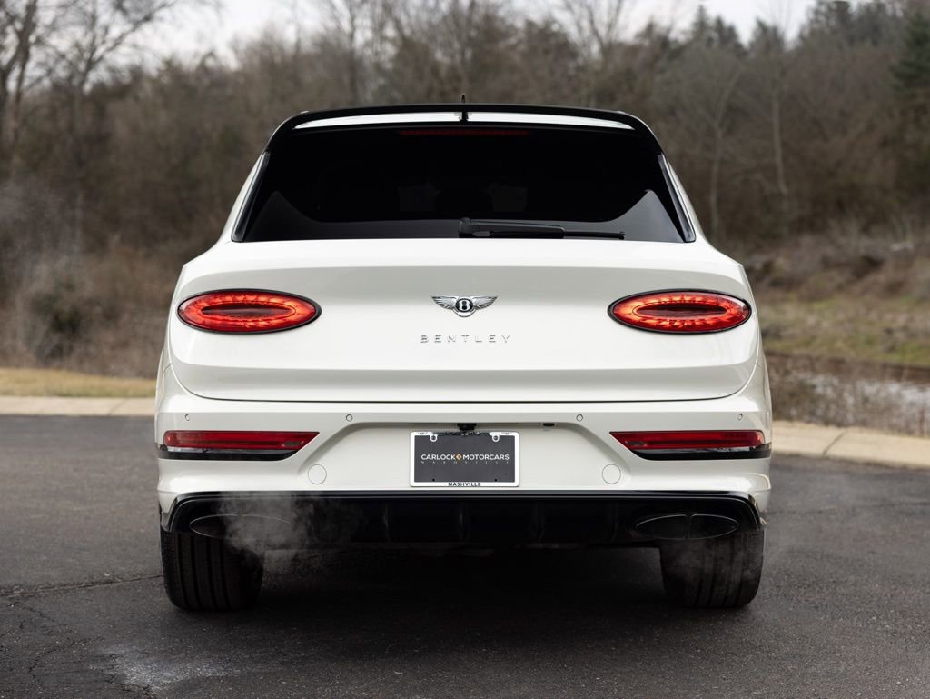 Used 2023 Bentley Bentayga Extended Wheelbase image 10