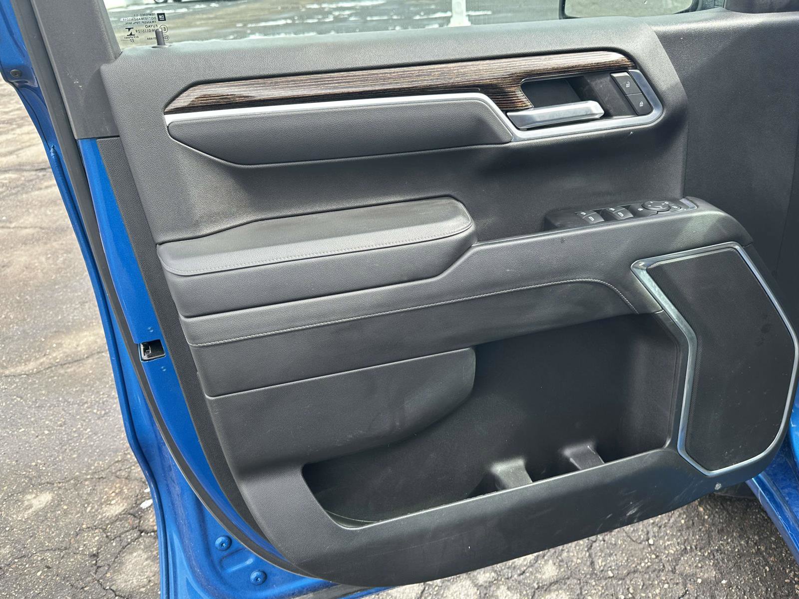 Used 2022 GMC Sierra 1500 Elevation image 17