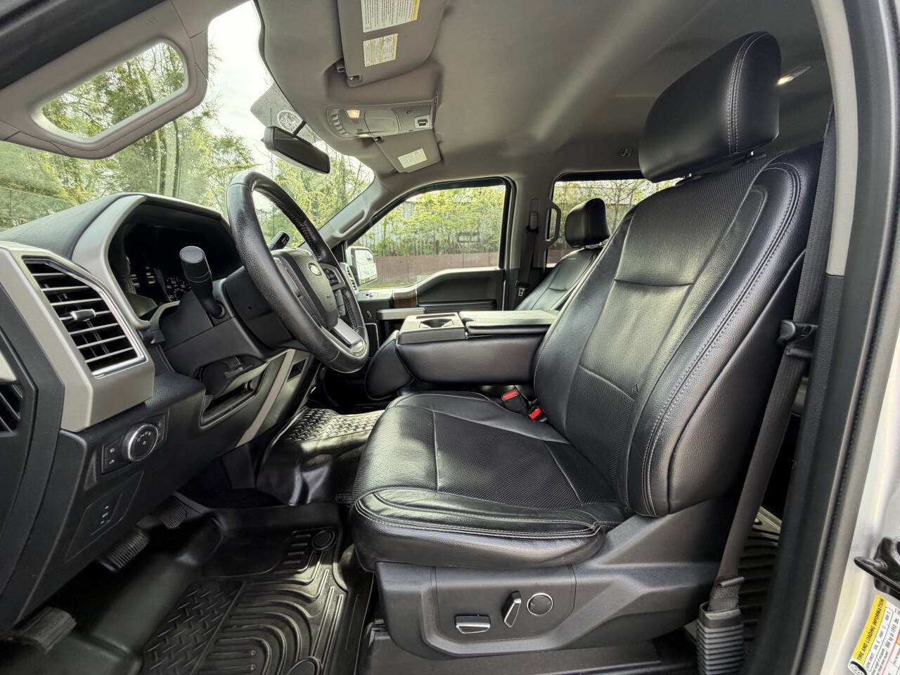 Used 2016 Ford F150 Lariat AWD/4WD image 4