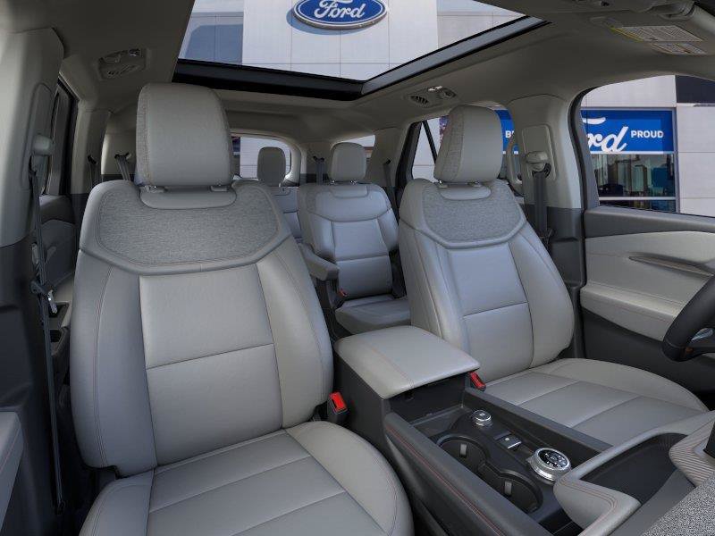 New 2026 Ford Explorer Active w/ Active Comfort Package AWD/4WD image 10