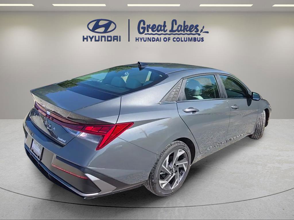 New 2026 Hyundai Elantra Limited FWD image 5