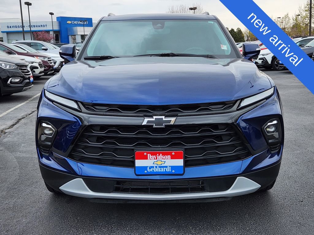 Used 2023 Chevrolet Blazer LT w/ LPO, Black Grille Bar Package image 5