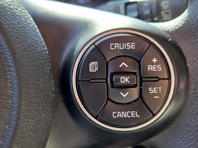 Used 2022 Kia Soul LX w/ Technology Package FWD image 29