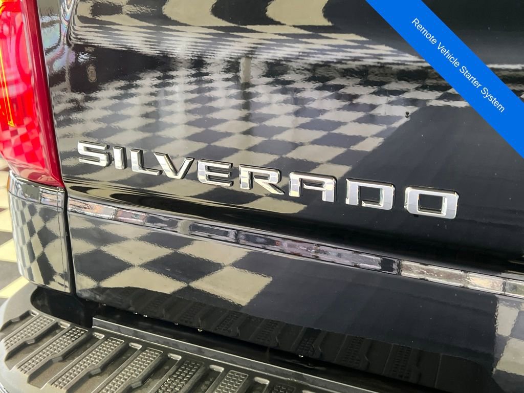 Used 2019 Chevrolet Silverado 1500 Custom w/ Custom Value Package image 12